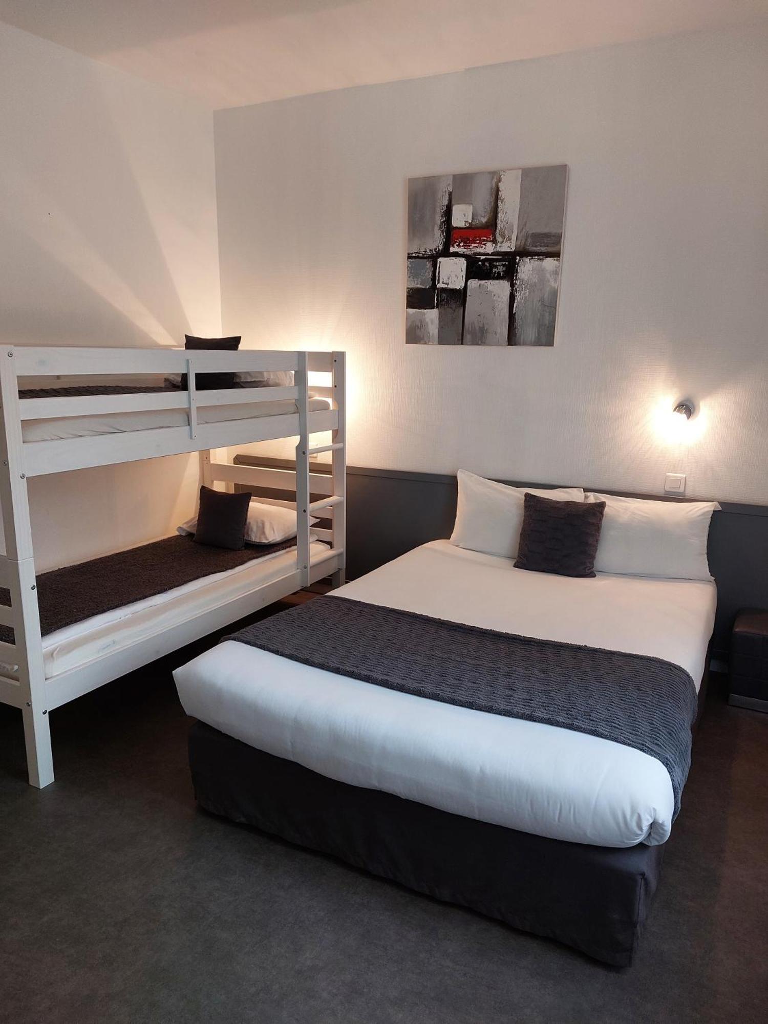 Cit'Hotel L'Europe - Cholet Gare Exterior photo